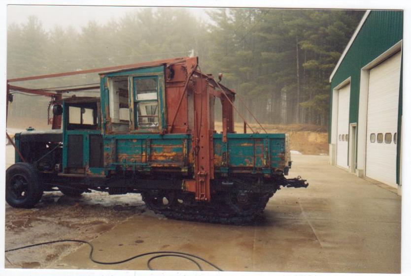 http://www.badgoat.net/Old Snow Plow Equipment/Trucks/Linn Tractor/Daryl Gushee's 1934 Snowplow Linn/GW834H561-19.jpg